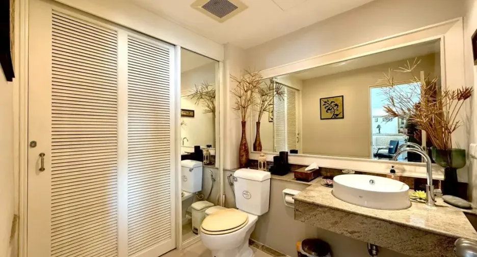 For rent 2 bedrooms condo in Na Jomtien, Pattaya