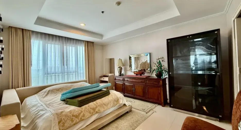 For rent 2 bedrooms condo in Na Jomtien, Pattaya