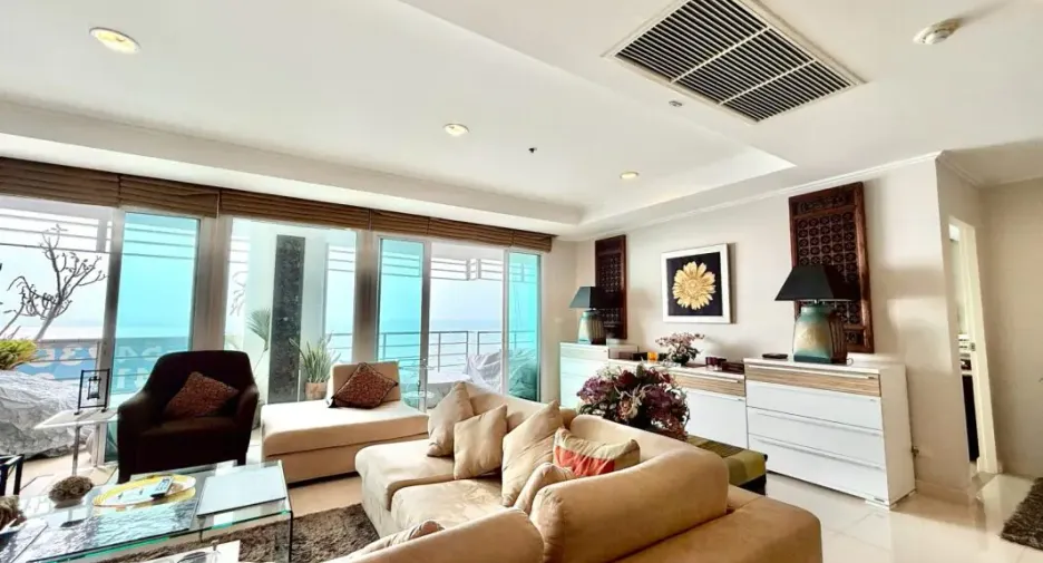 For rent 2 bedrooms condo in Na Jomtien, Pattaya