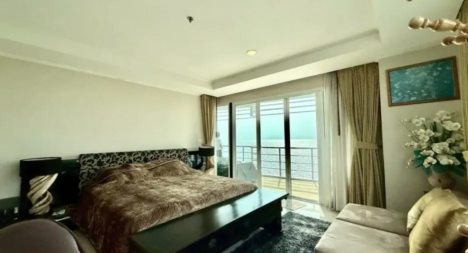 For rent 2 bedrooms condo in Na Jomtien, Pattaya