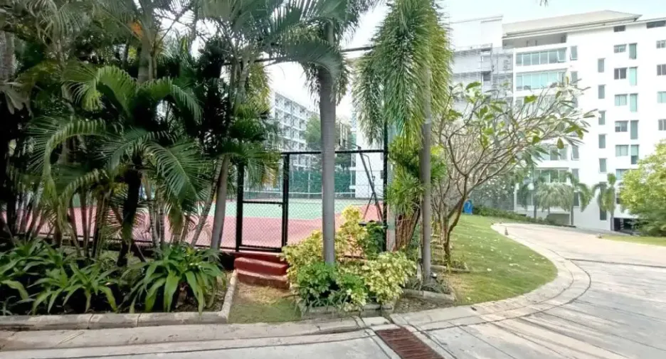 For rent 3 bedrooms condo in Bang Lamung, Chonburi