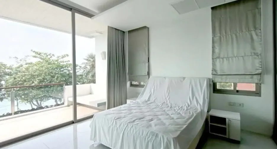 For rent 3 bedrooms condo in Bang Lamung, Chonburi