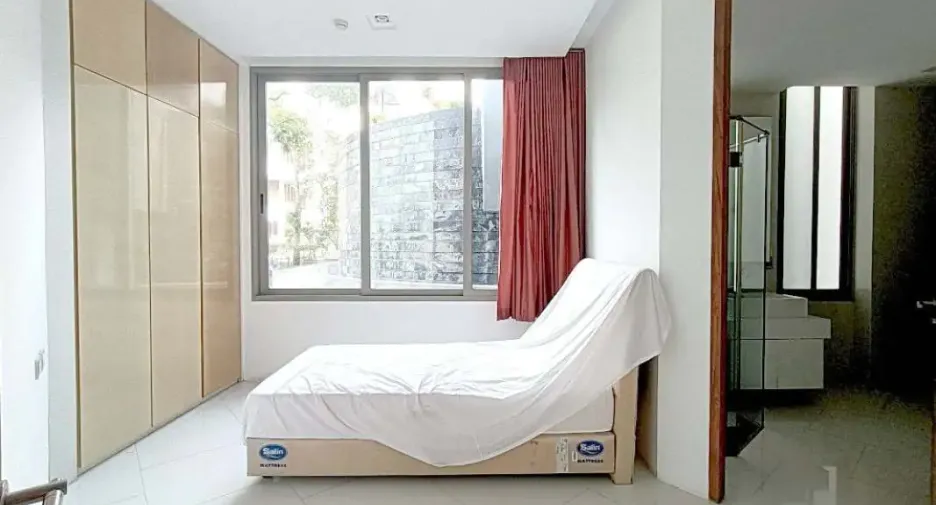For rent 3 bedrooms condo in Bang Lamung, Chonburi