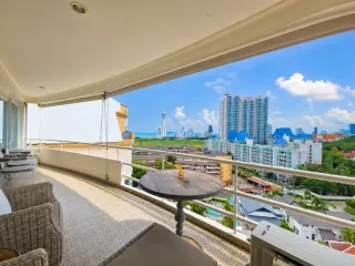 For Rent 2 Bedroom Condo In Bang Lamung, Chonburi
