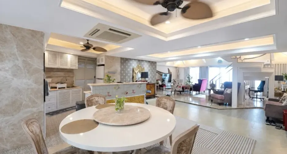 For rent 2 bedrooms condo in Bang Lamung, Chonburi