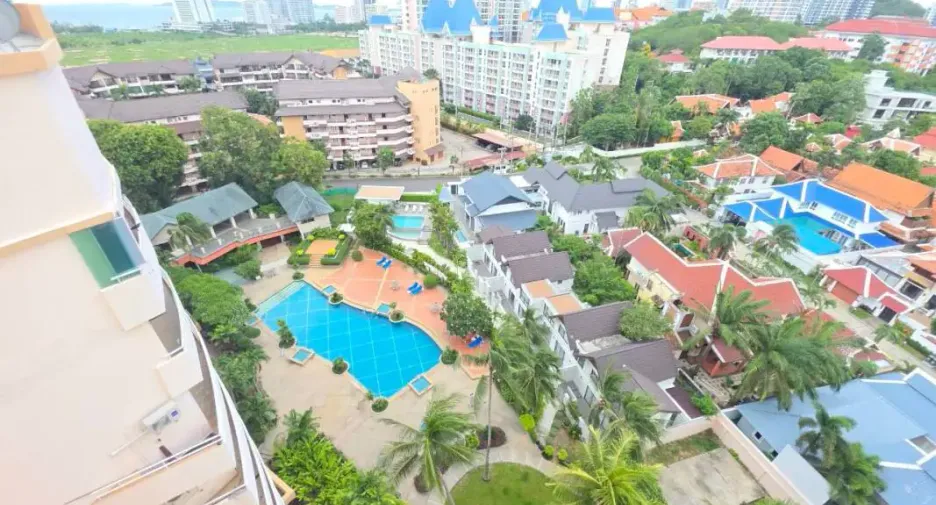 For rent 2 bedrooms condo in Bang Lamung, Chonburi