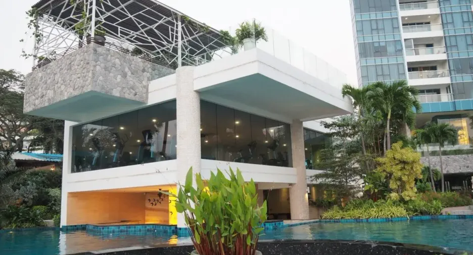 For rent 2 bedrooms condo in Bang Lamung, Chonburi