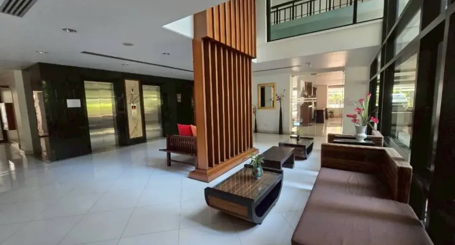 For rent 2 bedrooms condo in Bang Lamung, Chonburi