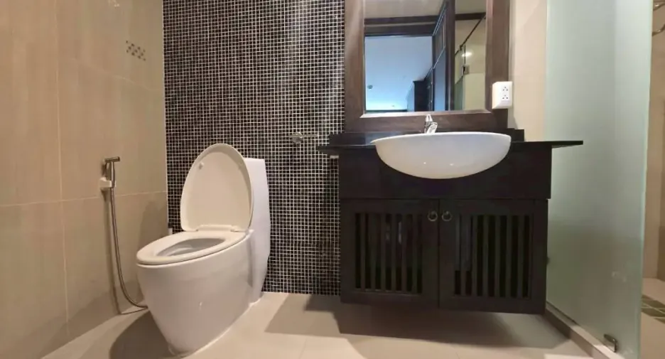 For rent 2 bedrooms condo in Bang Lamung, Chonburi
