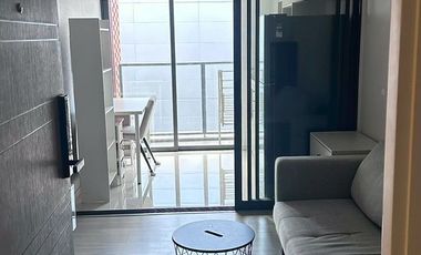 Wohnung zum Kauf mit 1 Zimmer in Khlong Toei, Bangkok