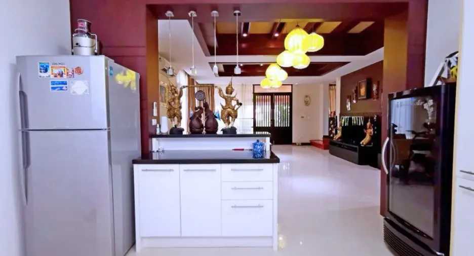 For rent 4 bedrooms house in Bang Lamung, Chonburi