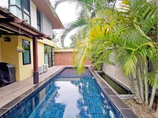 À louer 4 chambres maison à Bang Lamung, Chonburi