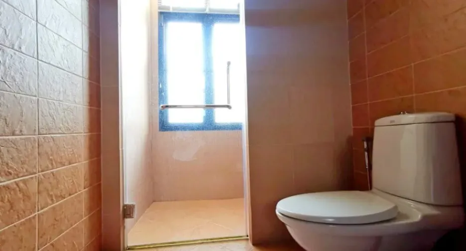For rent 4 bedrooms house in Bang Lamung, Chonburi