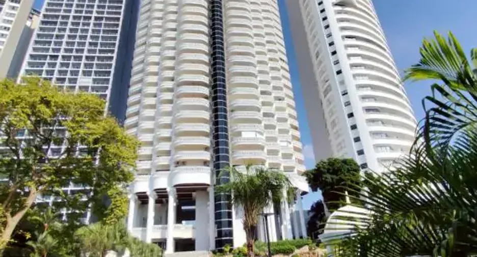 For rent 3 bedrooms condo in Bang Lamung, Chonburi