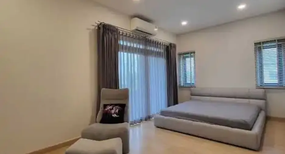 For rent 4 bedrooms house in Bang Lamung, Chonburi