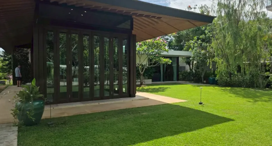 For rent 2 bedrooms house in Bang Saray, Pattaya