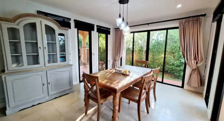 For rent 3 bedrooms house in Huay Yai, Pattaya