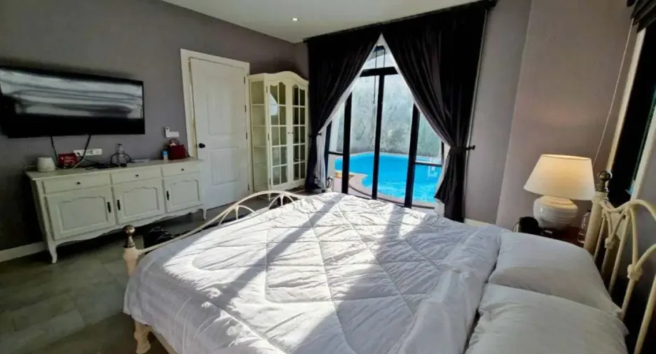 For rent 3 bedrooms house in Huay Yai, Pattaya