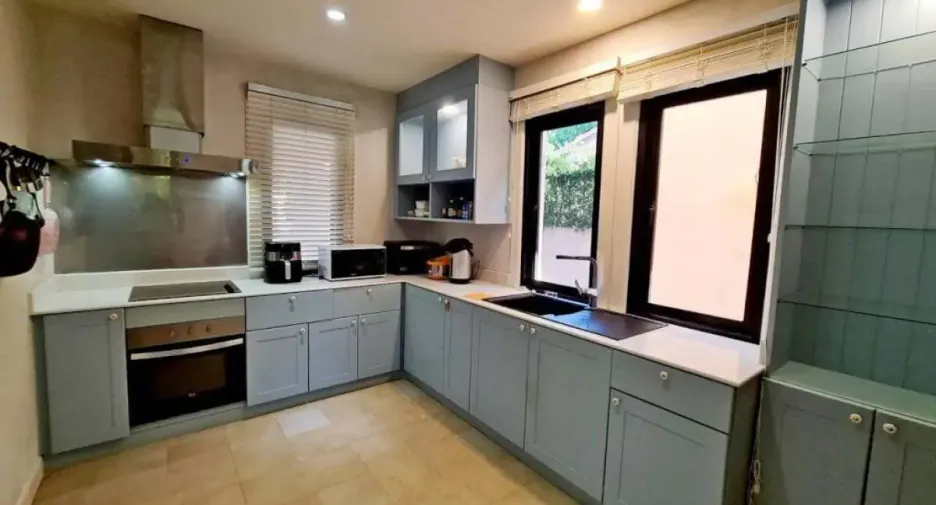 For rent 3 bedrooms house in Huay Yai, Pattaya