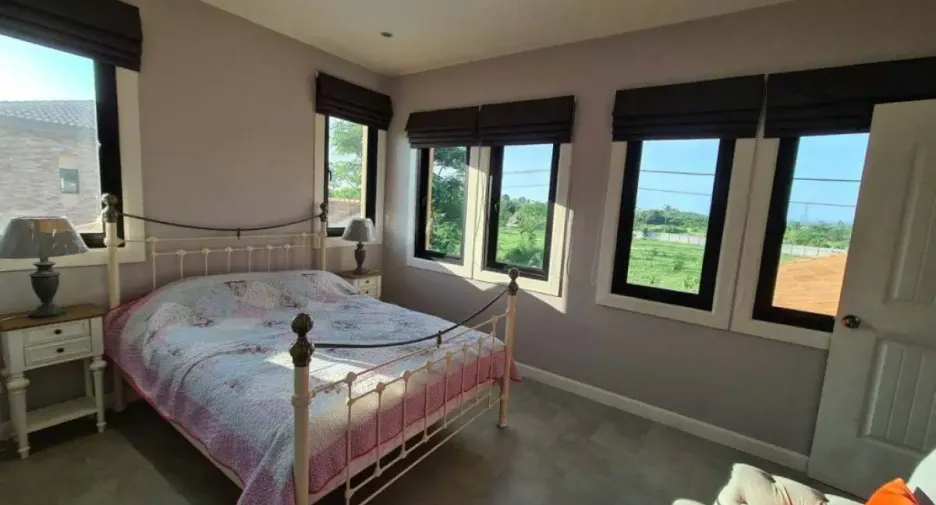 For rent 3 bedrooms house in Huay Yai, Pattaya