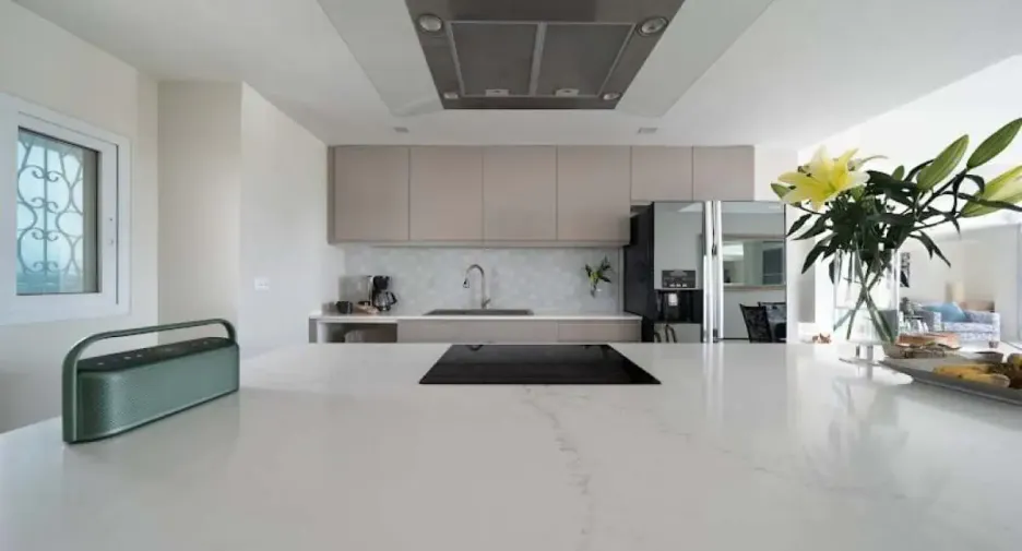 For rent 4 bedrooms condo in Na Jomtien, Pattaya