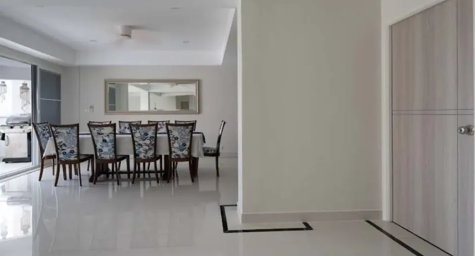 For rent 4 bedrooms condo in Na Jomtien, Pattaya