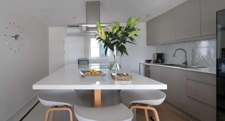 For rent 4 bedrooms condo in Na Jomtien, Pattaya