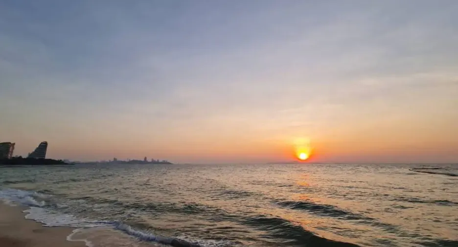 For rent 2 bedrooms condo in Bang Lamung, Chonburi