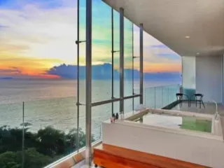 For rent 2 bedrooms condo in Bang Lamung, Chonburi