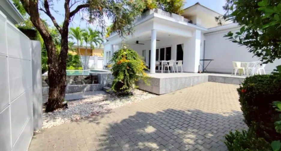 For rent 2 bedrooms house in Bang Lamung, Chonburi