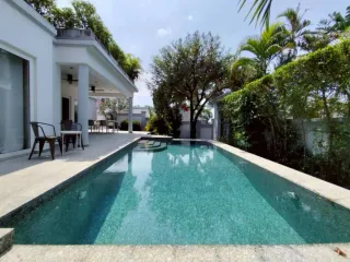 For rent 2 bedrooms house in Bang Lamung, Chonburi