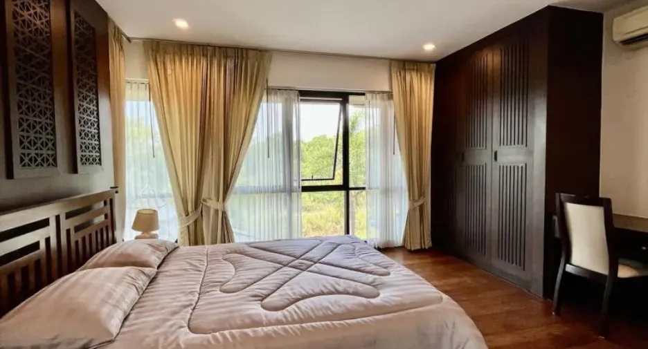 Haus zur Miete mit 4 Zimmer in Bang Lamung, Chonburi