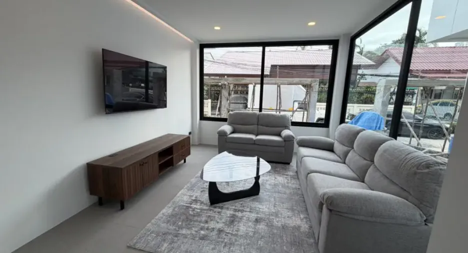 For rent 3 bedrooms house in Bang Lamung, Chonburi