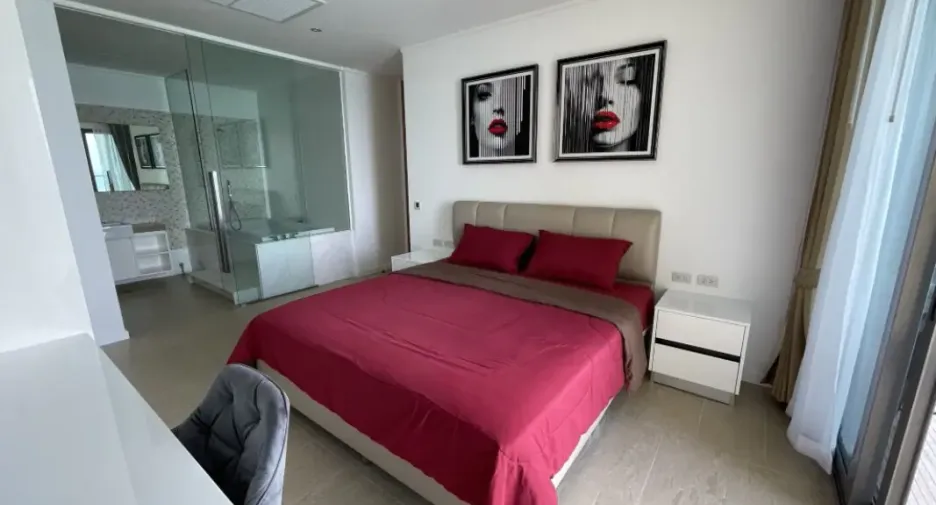 For rent 2 bedrooms condo in Bang Lamung, Chonburi