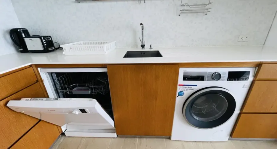 For rent 2 bedrooms condo in Bang Lamung, Chonburi