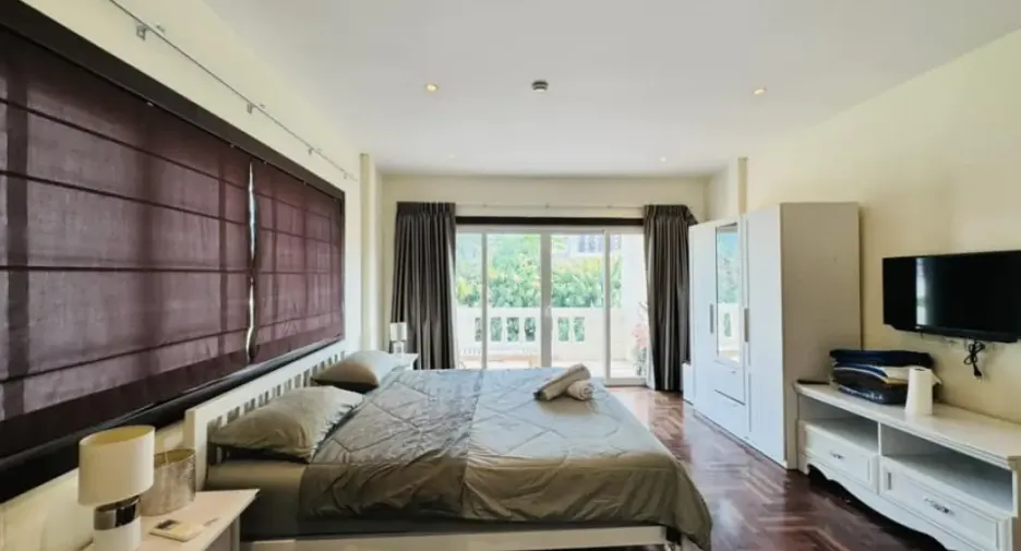 For rent 4 bedrooms house in Bang Lamung, Chonburi
