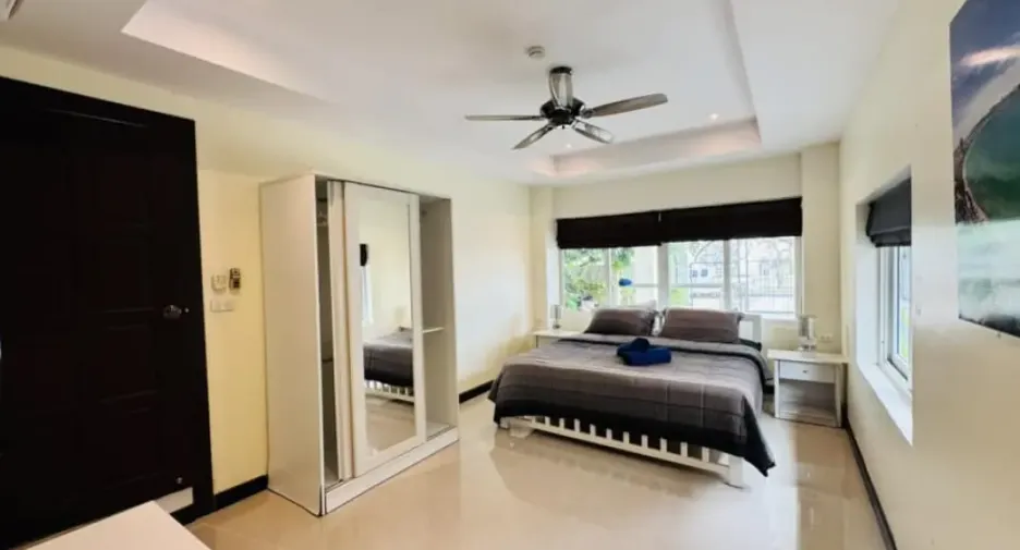 For rent 4 bedrooms house in Bang Lamung, Chonburi
