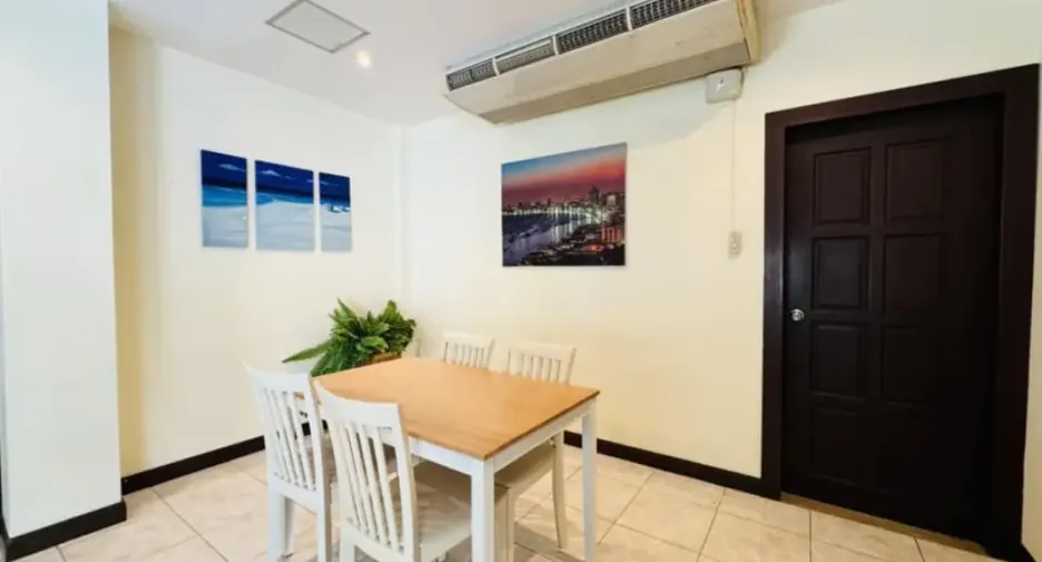 For rent 4 bedrooms house in Bang Lamung, Chonburi