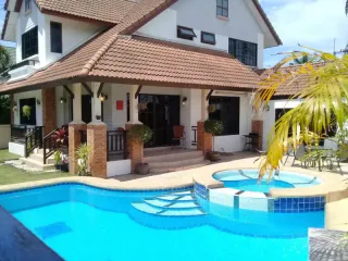 For rent 4 bedrooms house in Bang Lamung, Chonburi