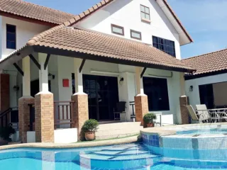 For rent 4 bedrooms house in Bang Lamung, Chonburi