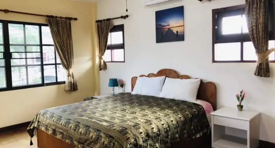 For rent 4 bedrooms house in Bang Lamung, Chonburi