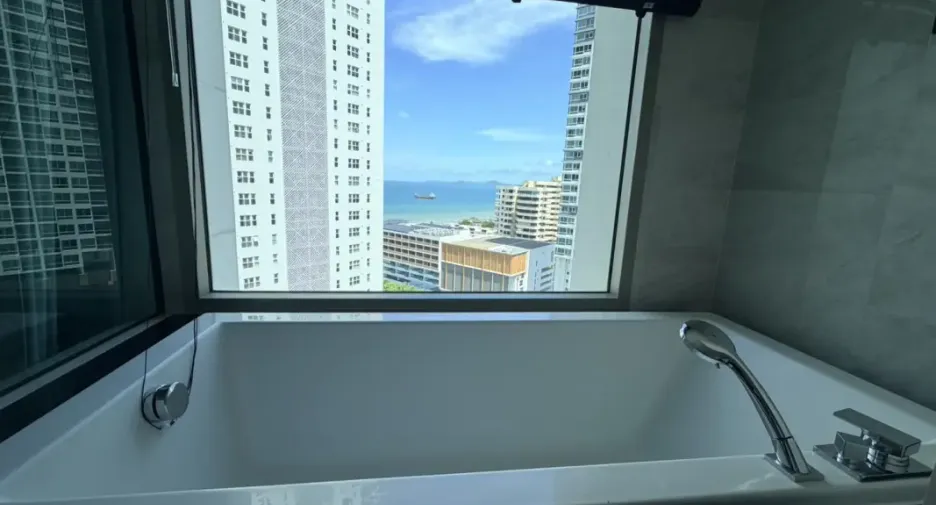 Condo en alquiler de 2 habitaciones en Jomtien, Pattaya