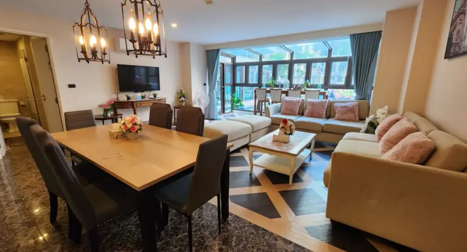 For rent 2 bedrooms condo in Na Jomtien, Pattaya