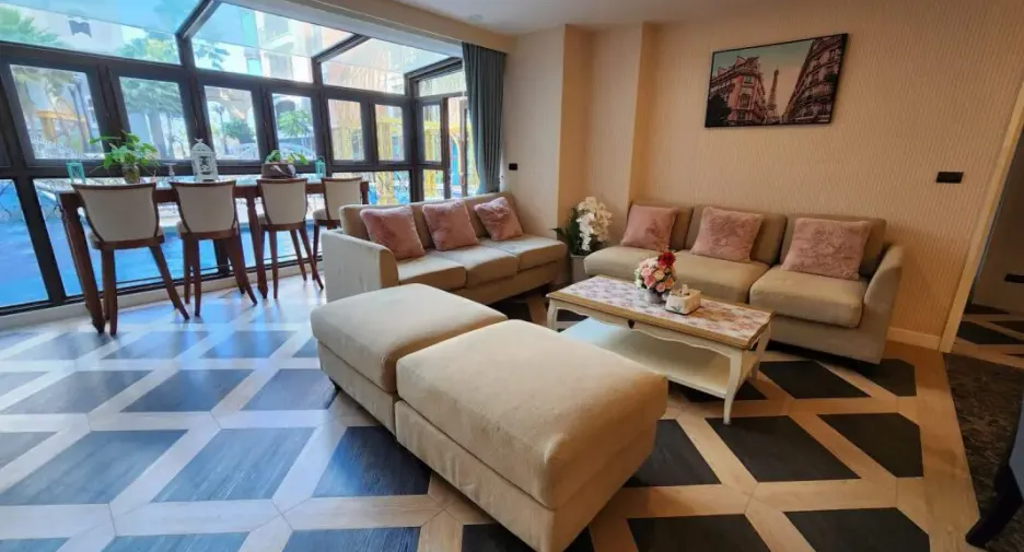 For rent 2 bedrooms condo in Na Jomtien, Pattaya