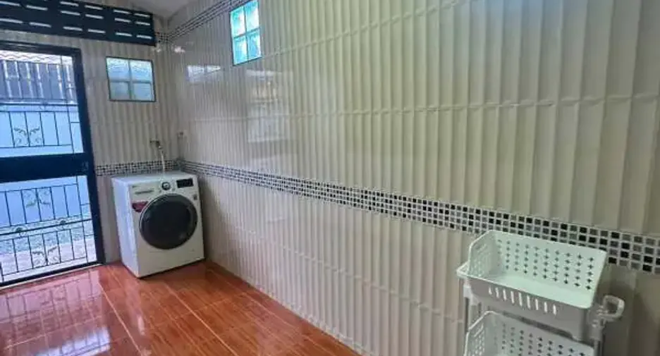 For rent 3 bedrooms house in Bang Lamung, Chonburi