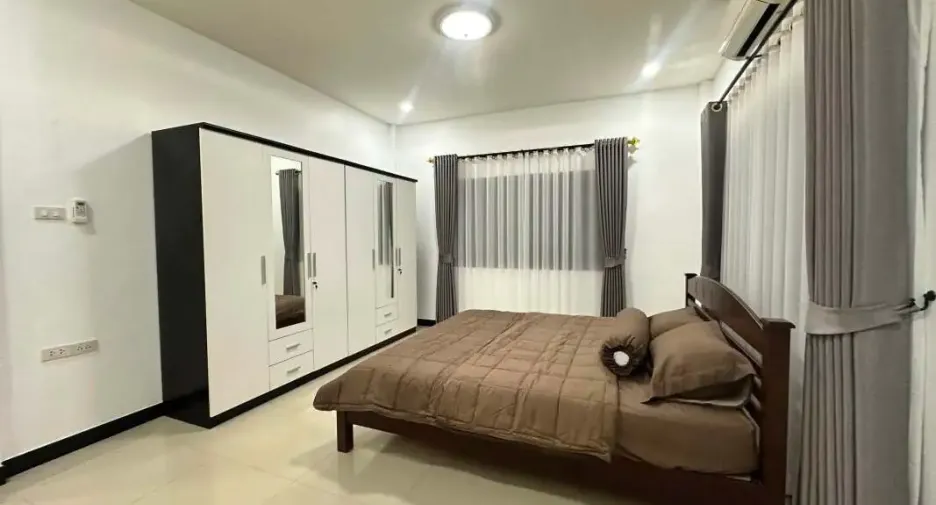 For rent 3 bedrooms house in Bang Lamung, Chonburi