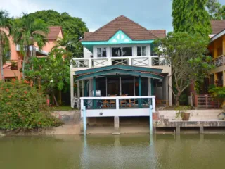 Haus zur Miete mit 3 Zimmer in Bang Lamung, Chonburi