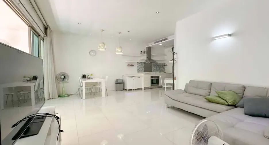 For rent 2 bedrooms condo in Bang Lamung, Chonburi