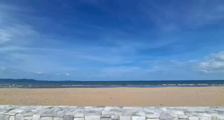 For rent 2 bedrooms condo in Jomtien, Pattaya
