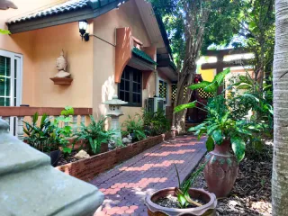 For rent 2 bedrooms house in Bang Saray, Pattaya